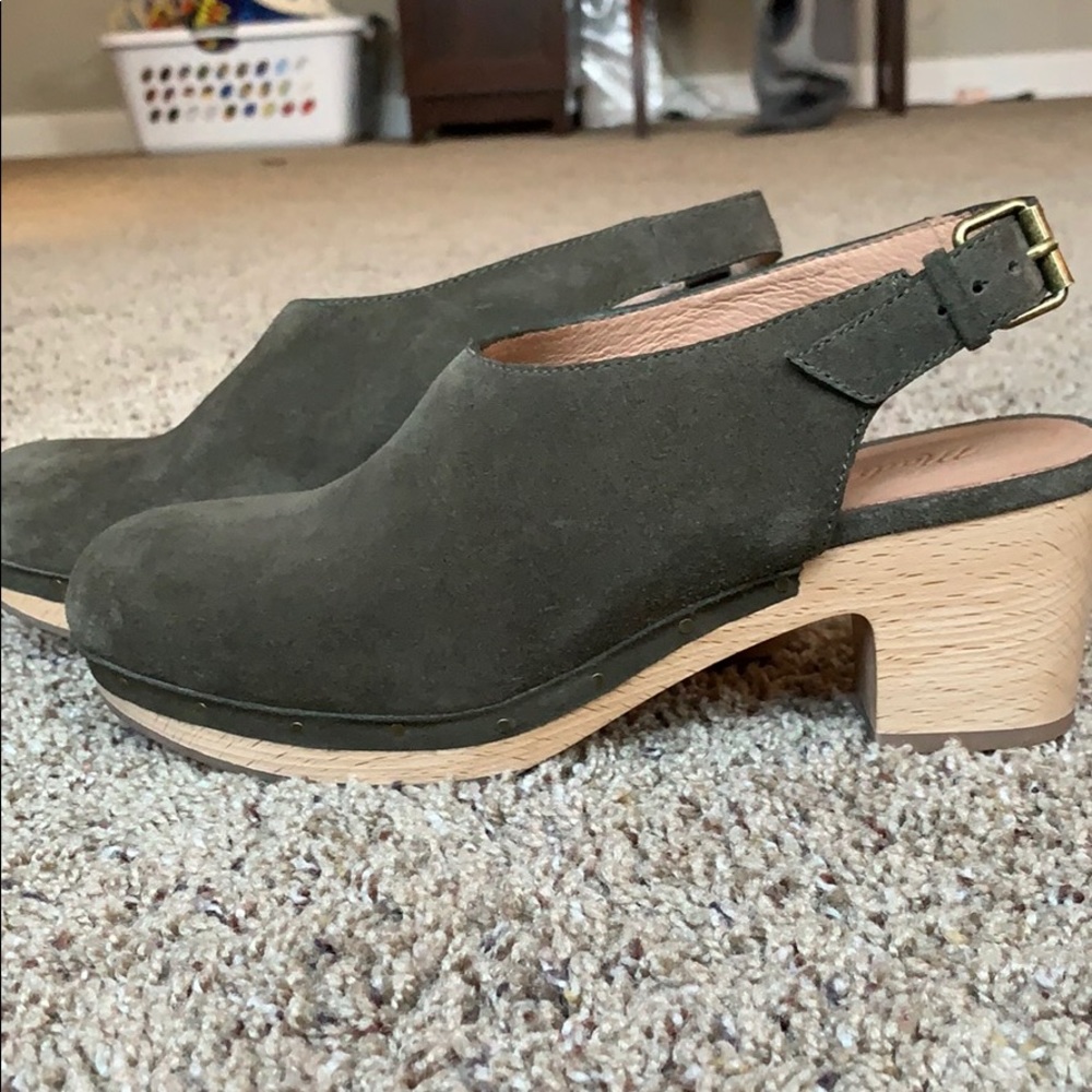 Madewell Green Mules Comfortable Suede Clogs - Picture 2 of 3